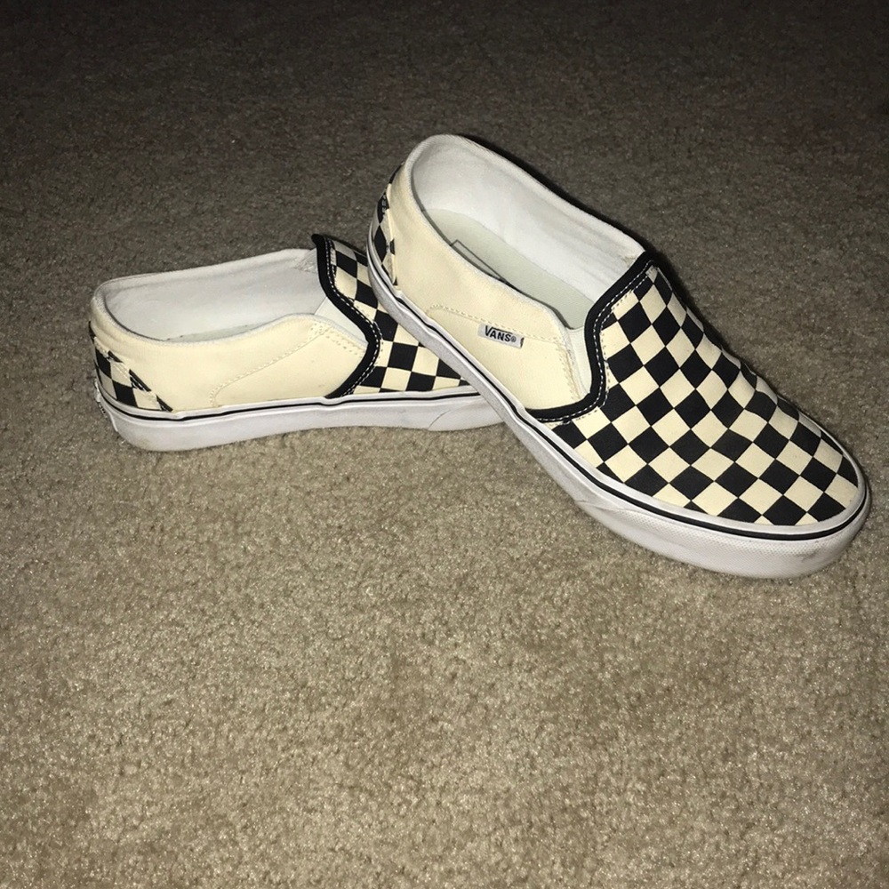 Women’s vans classic slip on checkered